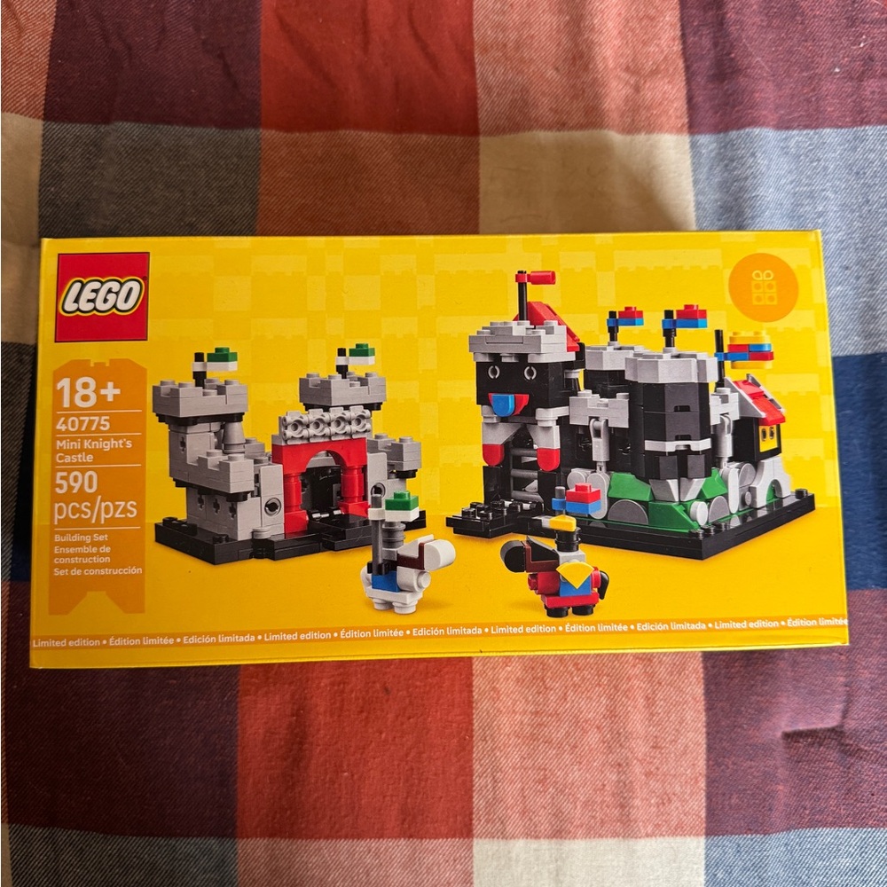 LEGO Mini Knight's Castle 40775